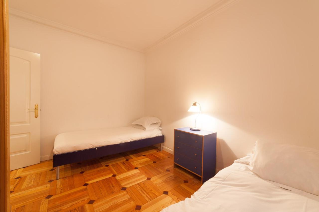 Classical Flat In Barrio Salamanca By Allo Housing Madrid Exterior photo